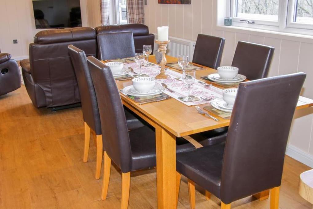 Fabulous Detached Lodge With Hot Tub Two Nights Minimum Stay Bridgnorth Exterior foto